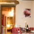 Le Rose living room